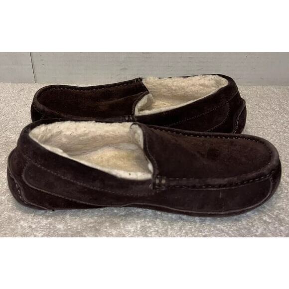 Men UGG Ascot Suede Slipper 1101110 Espresso 100% Authentic Size 10 main image 7